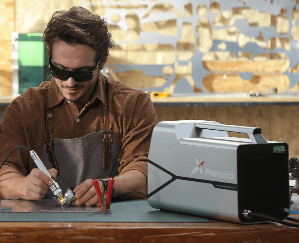 Kickstarter 百万美金案例分析｜XLASERLAB，多功能激光焊接机